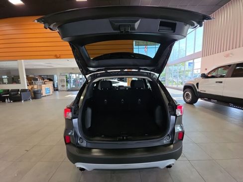 Used 2020 Ford Escape SE AWD/4WD image 28