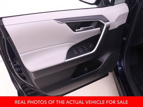 Certified 2023 Toyota RAV4 XLE w/ Convenience Package image 8