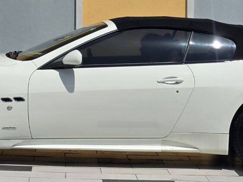Used 2018 Maserati GranTurismo Sport RWD image 11