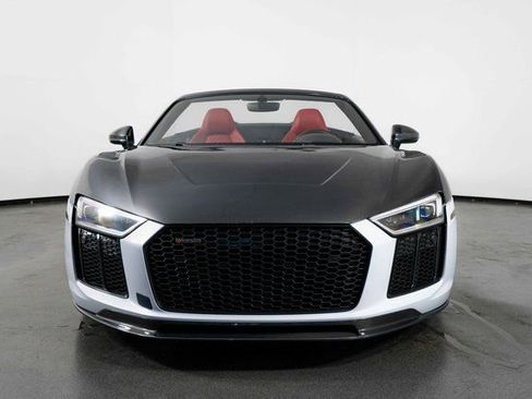 Used 2018 Audi R8 V10 image 3