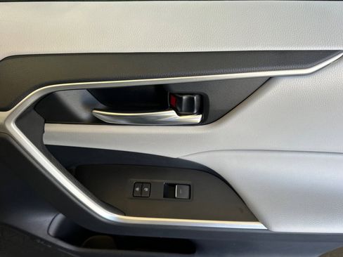 New 2025 Toyota RAV4 XLE Premium image 20