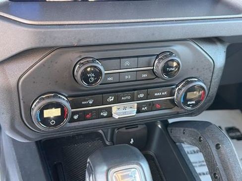 Used 2025 Ford Bronco Badlands w/ Sasquatch Package AWD/4WD image 14