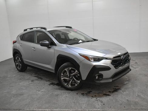 Used 2024 Subaru Crosstrek 2.0i Premium w/ Crosstrek Mirror Package image 1