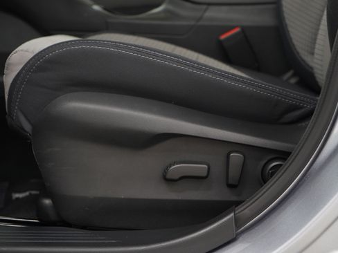 Used 2024 Subaru Outback Premium image 21