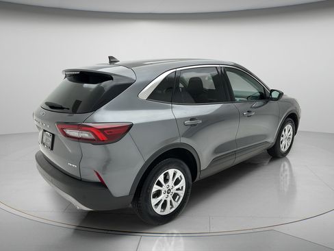 Used 2023 Ford Escape Active w/ Tech Pack #1 AWD/4WD image 5