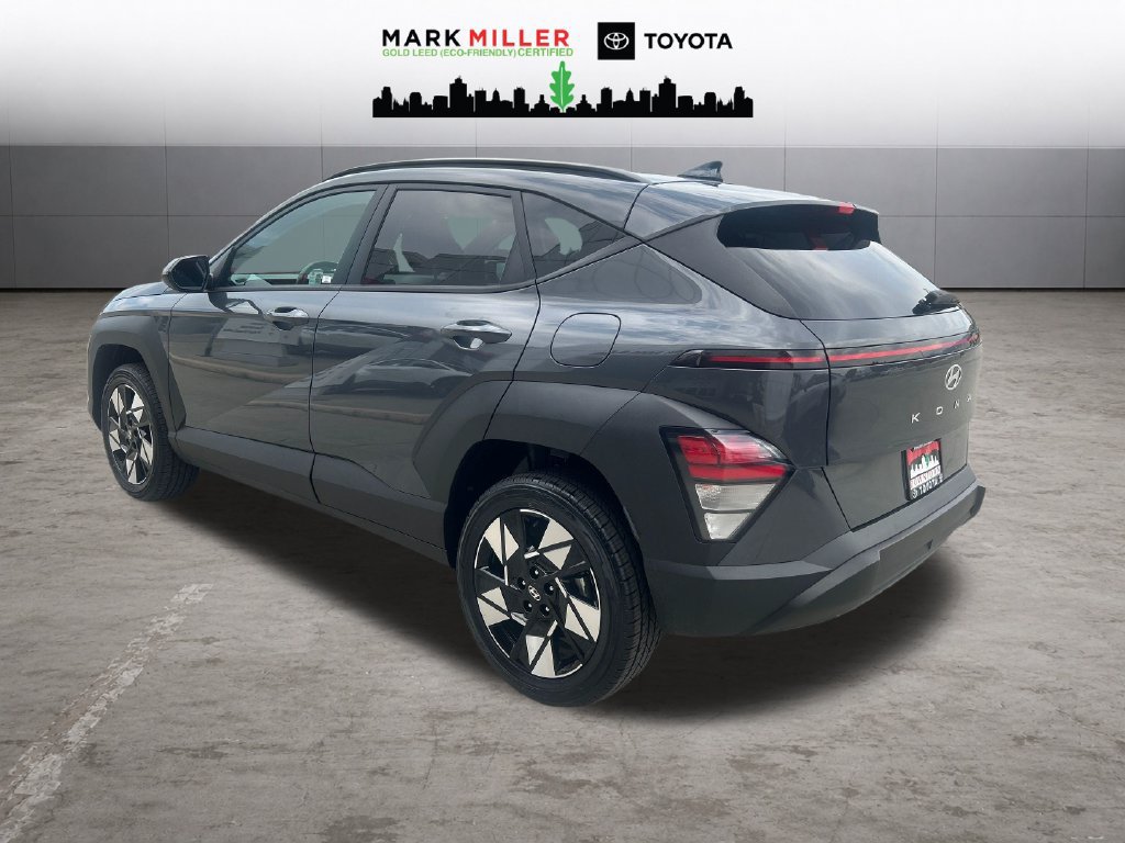Used 2024 Hyundai Kona SEL w/ Convenience Package AWD/4WD image 3