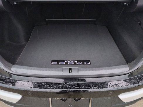 Certified 2024 Toyota Crown Platinum image 26