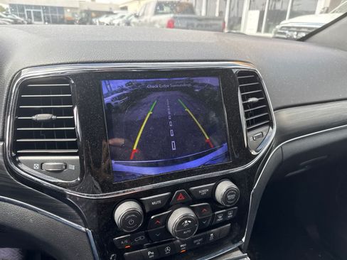 Used 2020 Jeep Grand Cherokee Limited RWD image 35