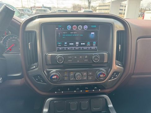 Certified 2018 Chevrolet Silverado 1500 High Country image 26