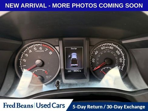 Used 2023 Toyota Tacoma SR image 12