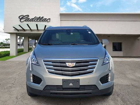 Used 2018 Cadillac XT5 Luxury w/ Driver Awareness Package image 8