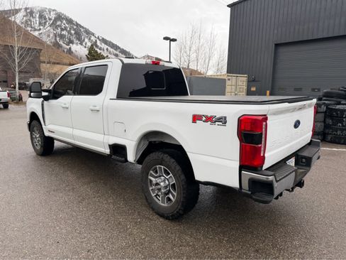 Used 2024 Ford F350 Lariat w/ Lariat Ultimate Package image 10