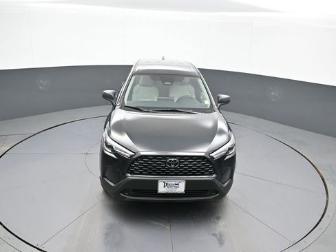 Certified 2025 Toyota Corolla Cross L image 34
