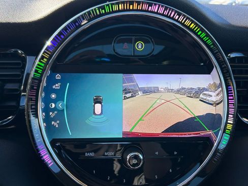 Used 2024 MINI Cooper SE image 22