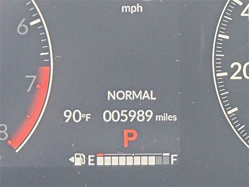 Used 2025 Honda HR-V Sport image 19