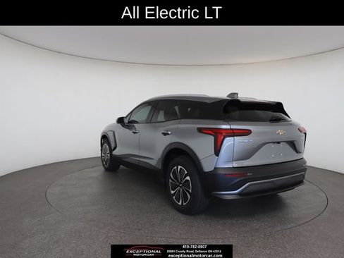 Used 2024 Chevrolet Blazer EV LT AWD/4WD image 12