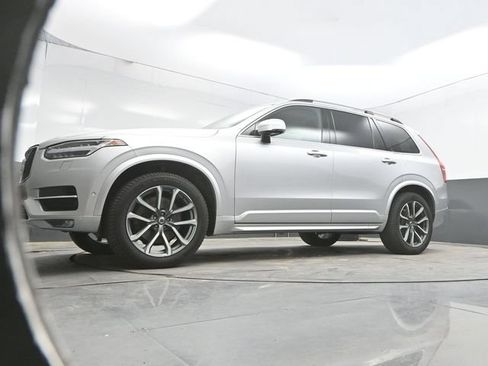 Used 2018 Volvo XC90 T6 Momentum w/ Convenience Package AWD/4WD image 43