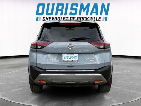 Used 2021 Nissan Rogue Platinum image 5