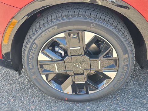 New 2026 Kia Sportage SX image 17