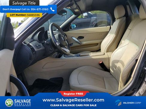 Used 2004 BMW Z4 2.5i RWD image 9