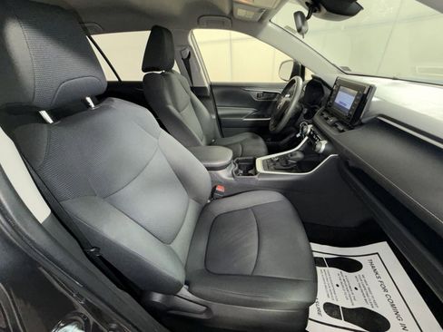 Used 2019 Toyota RAV4 LE image 26