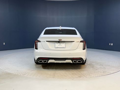 New 2026 Cadillac CT5 V image 10