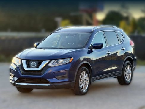 Used 2017 Nissan Rogue SV FWD image 6
