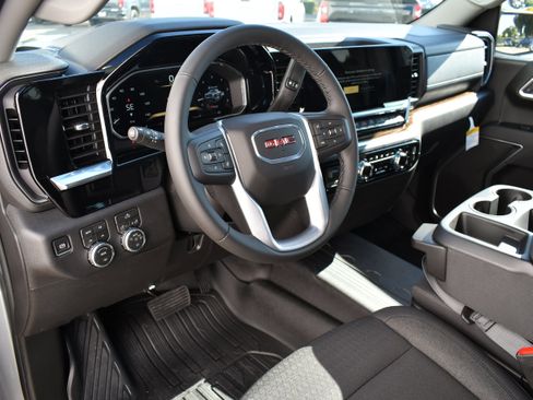 New 2026 GMC Sierra 1500 Elevation w/ LPO, Elevation Black Package image 15