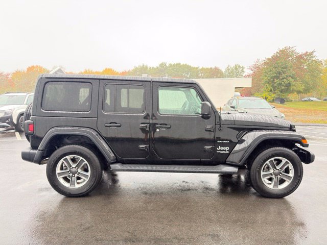 Used 2019 Jeep Wrangler Unlimited Sahara AWD/4WD image 5