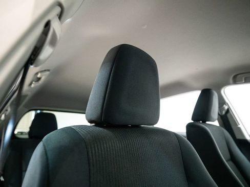 Certified 2018 Toyota RAV4 LE image 14