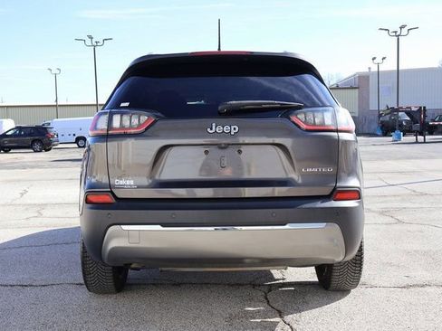 Used 2019 Jeep Cherokee Limited image 6
