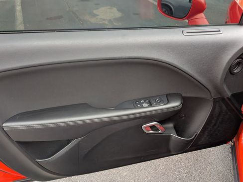 Used 2019 Dodge Challenger R/T image 14