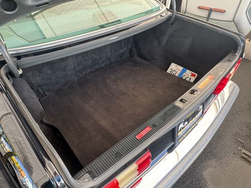 Used 1989 Mercedes-Benz 560 SEC image 18
