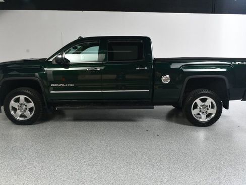 Used 2015 GMC Sierra 2500 Denali w/ Duramax Plus Package image 12