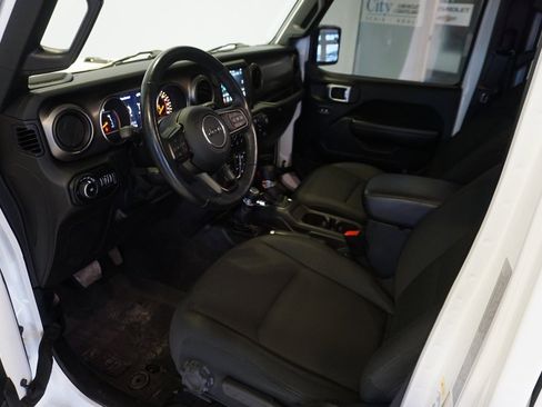 Used 2020 Jeep Wrangler Unlimited Sport image 9