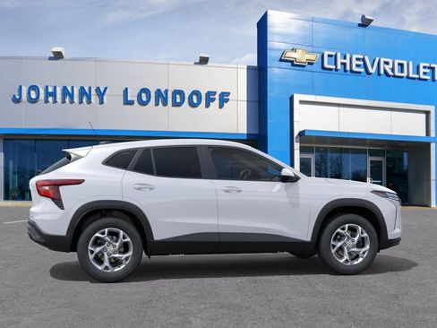 New 2026 Chevrolet Trax LS w/ LS Convenience Package image 5