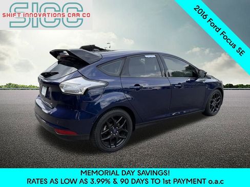 Used 2016 Ford Focus SE w/ Equipment Group 201A FWD image 7