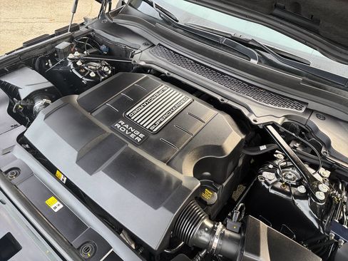 Used 2014 Land Rover Range Rover Sport HSE image 15