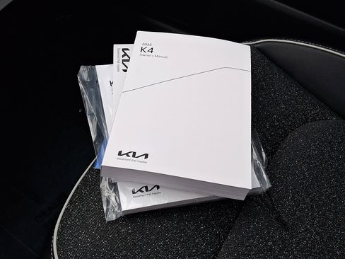 Used 2025 Kia K4 GT-Line w/ GT-Line Sunroof Package image 28