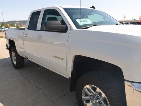 Used 2016 Chevrolet Silverado 2500 LT w/ LT Convenience Package AWD/4WD image 11