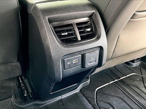 Used 2019 Chevrolet Blazer RS FWD image 20
