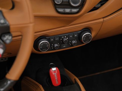 Used 2018 Ferrari 488 Spider RWD image 50