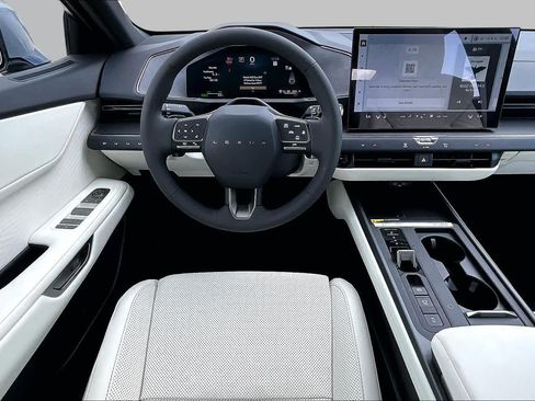 Used 2026 Lexus ES 500e AWD/4WD image 5