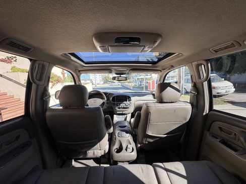 Used 2005 Toyota Sequoia Limited RWD image 27