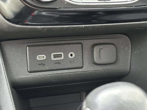 Used 2023 Buick Encore GX Select FWD image 20