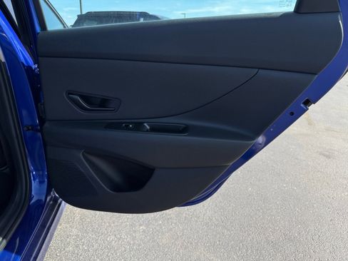 New 2025 Hyundai Elantra SEL FWD image 25