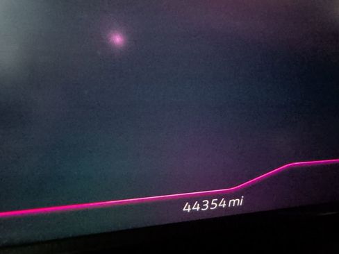 Used 2021 Volkswagen Jetta SEL Premium image 17