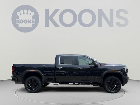 New 2026 GMC Sierra 2500 Denali w/ Denali Reserve Package AWD/4WD image 8