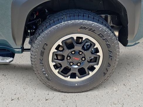 New 2026 Toyota 4Runner TRD Off-Road Premium AWD/4WD image 34