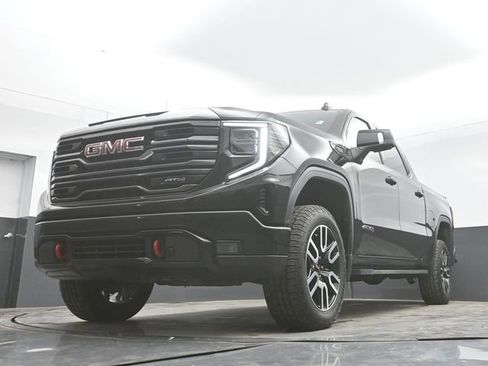 Used 2022 GMC Sierra 1500 AT4 w/ AT4 Preferred Package AWD/4WD image 46